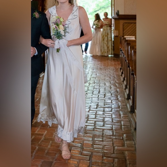 Doen Ivory Sleeveless Arleen Dress - Picture 2 of 5